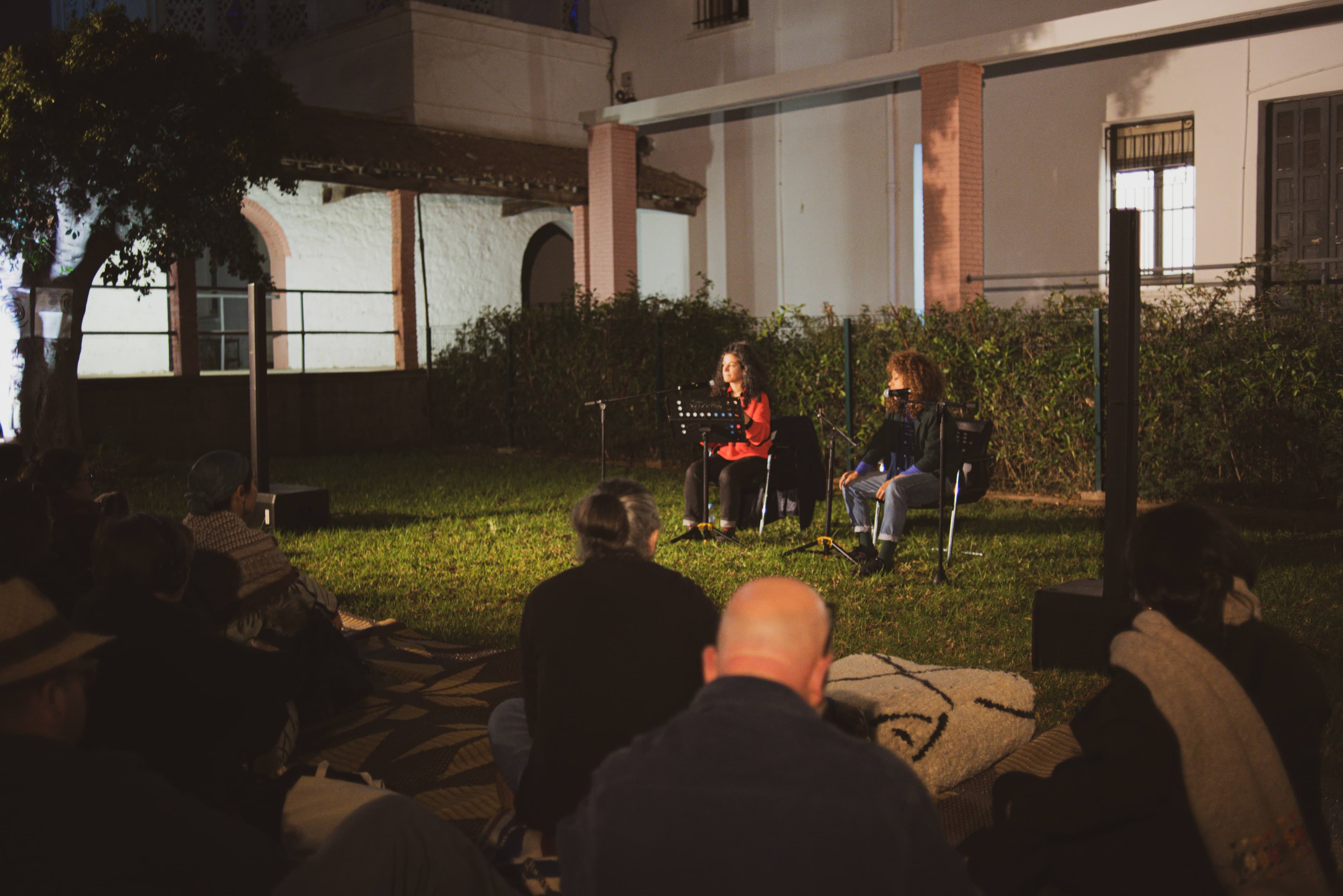 Lecture de poésies thumbnail 2